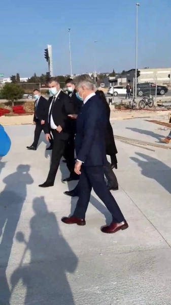 Premijer Andrej Plenković upravo je stigao  u Gaženicu. Sastat će se s gradonače